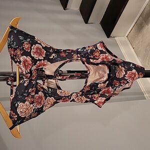 Shade & Shore Molded Cup One Piece Cutout Swimsuit